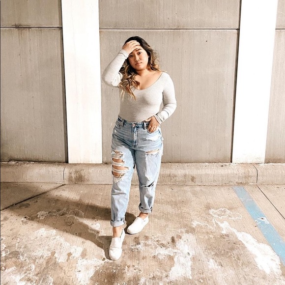 Meet your Posher, Pamela - Picture 1 of 3